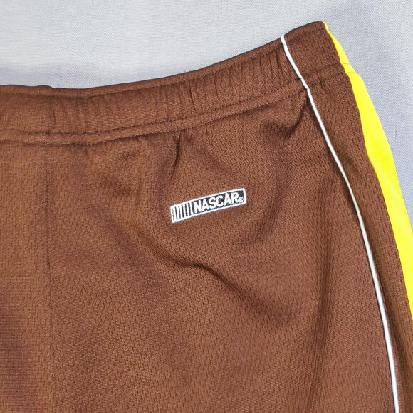 NASCAR m&m's Racing Kyle Busch 18 shorts boys XL(18-20) brown yellow - Picture 14 of 14